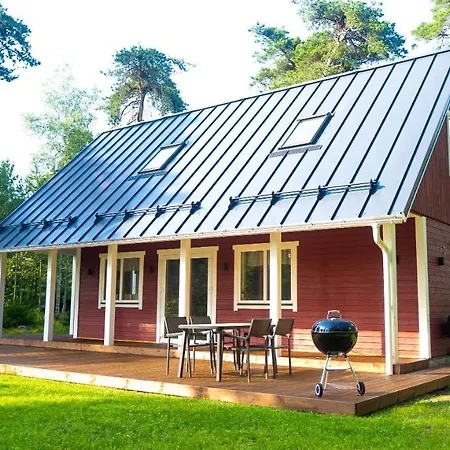 Vormsi Suvila Villa Hullo